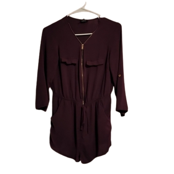 Romper - Picture 1 of 6